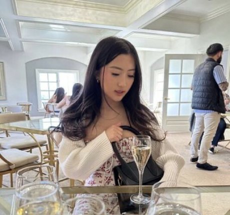 godessjny high quality actress img