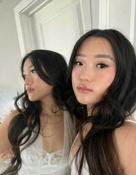 godessjny sexy star pics