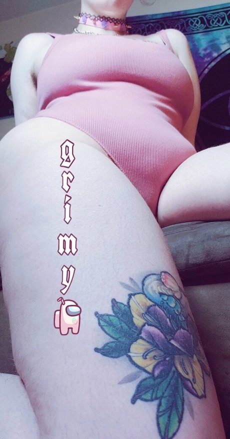 grimybby model naked images