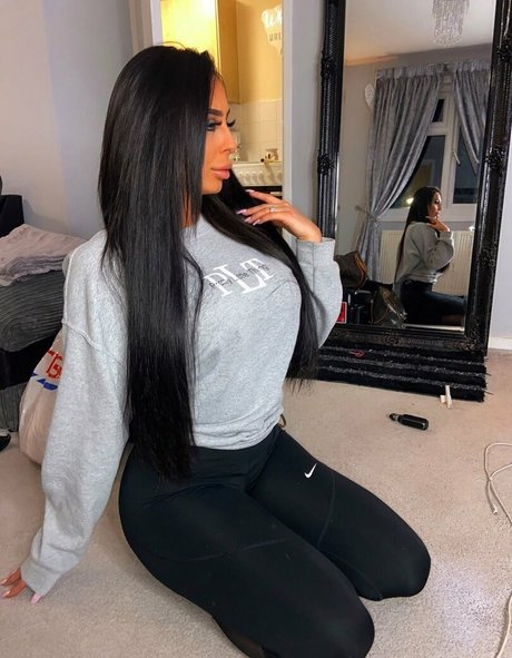 Hayley Maye pornographic actress img