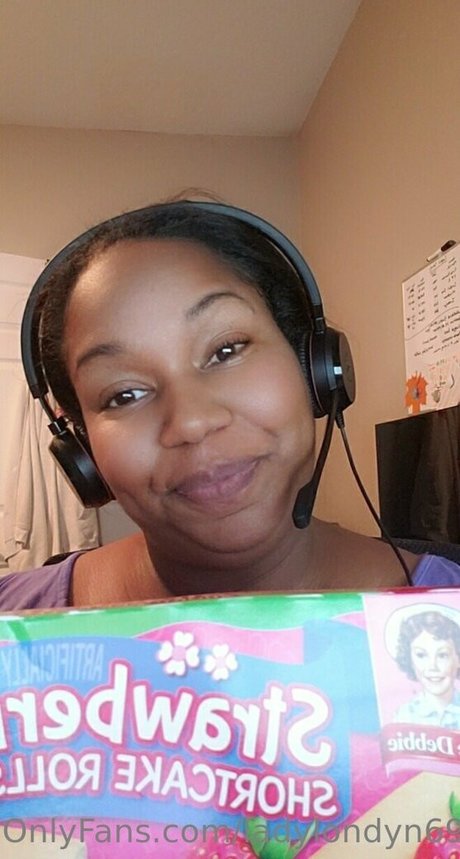 ladylondyn69 star nude img