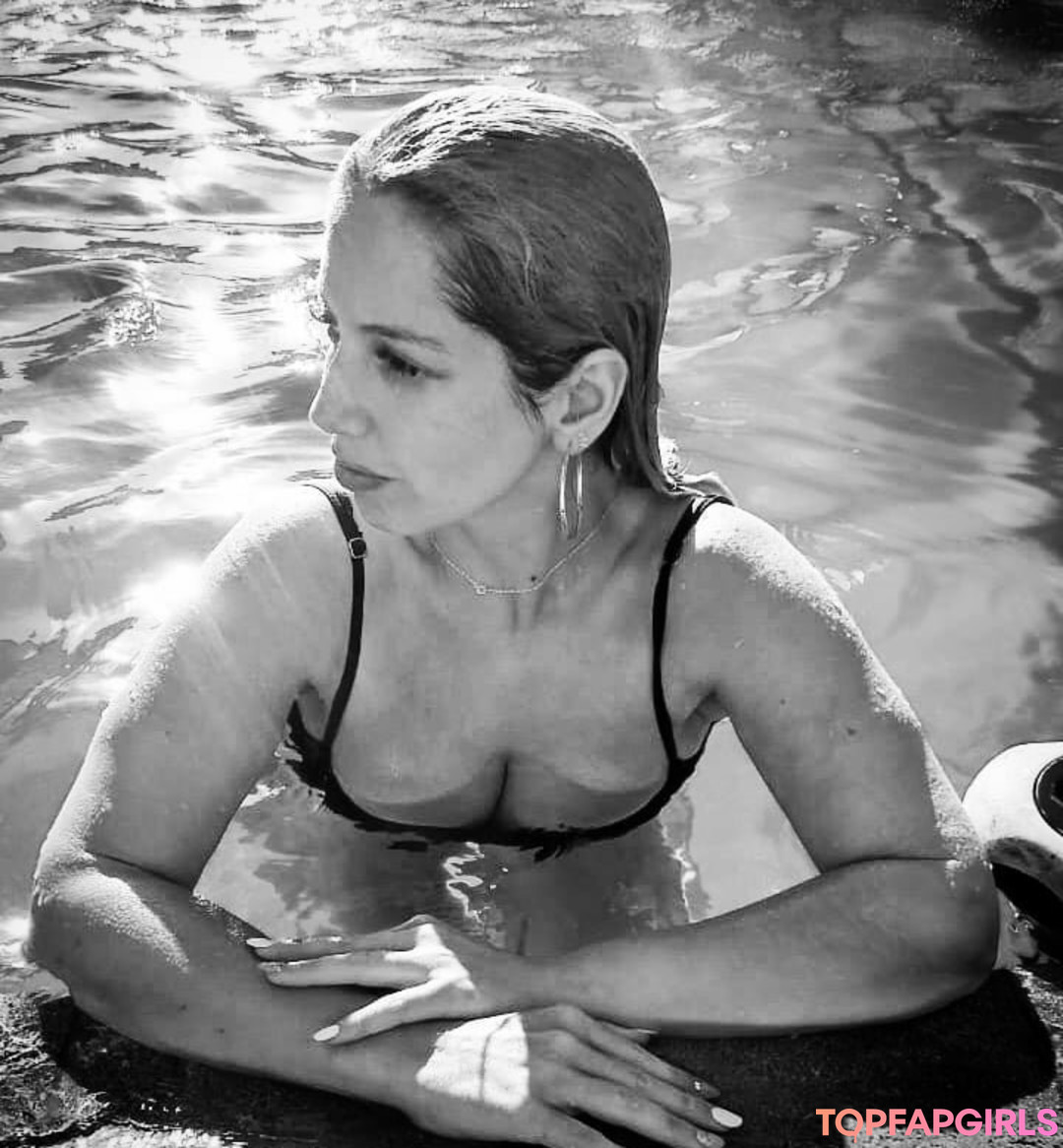 Maria Celeste model erotic images