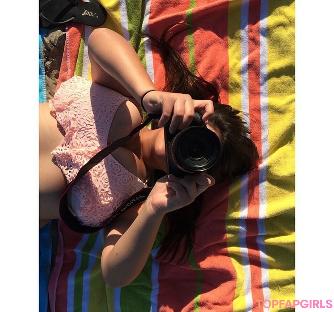 Charlotte Godoy star top galleries