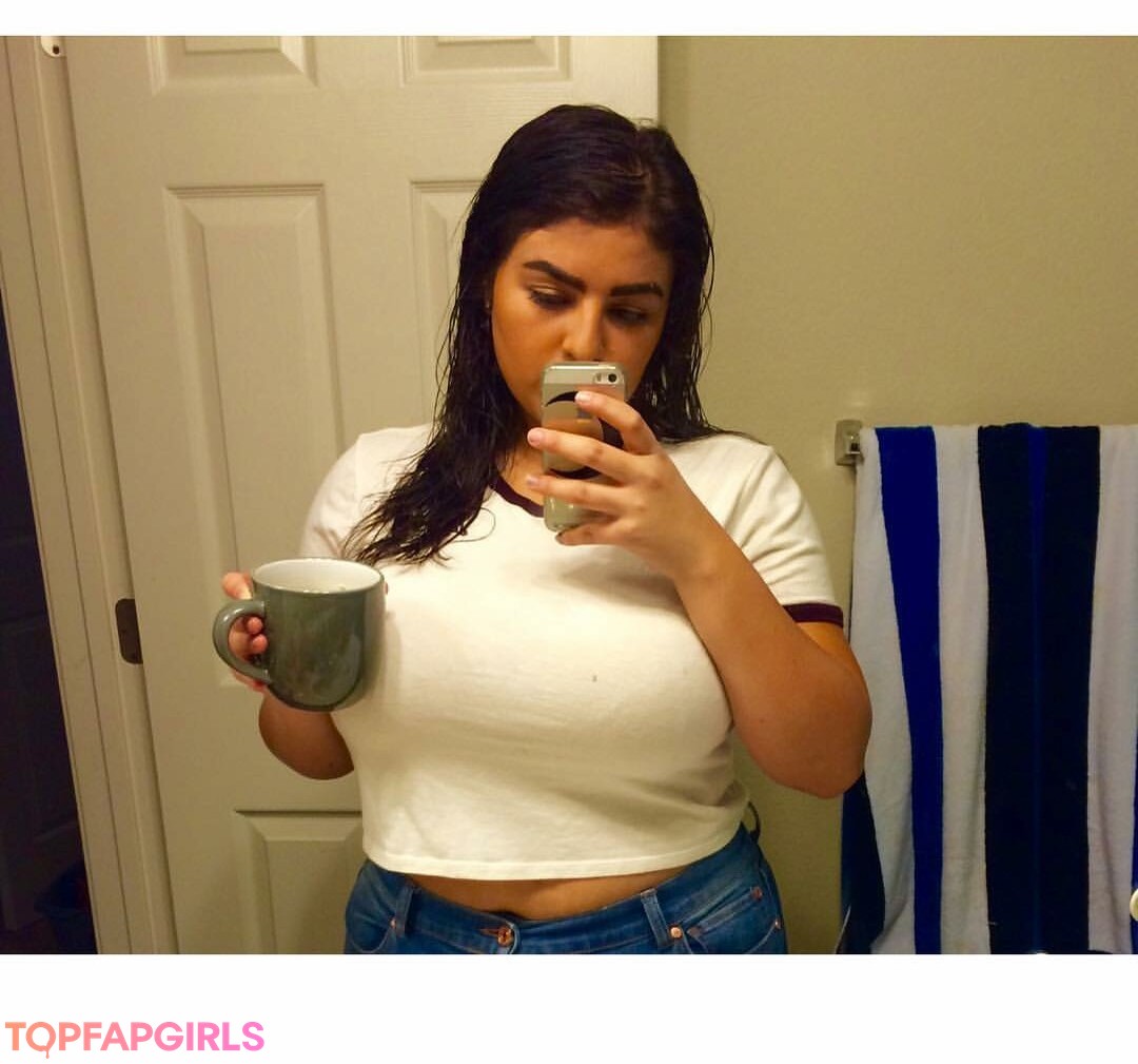 Charlotte Godoy star adult photos