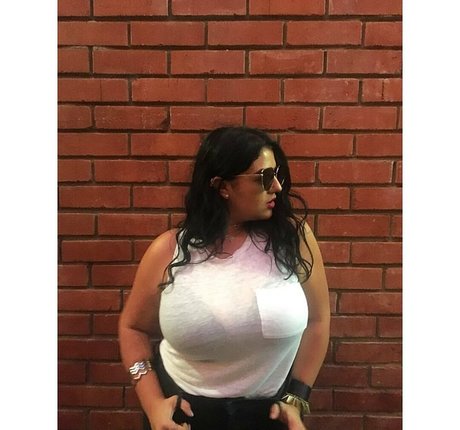 Charlotte Godoy top actress img