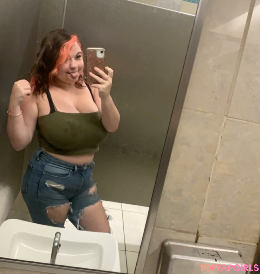 lesbian fisting onlyfans naked image
