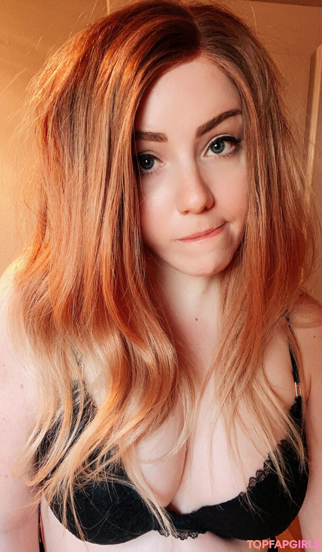 catscosplays nude model galleries