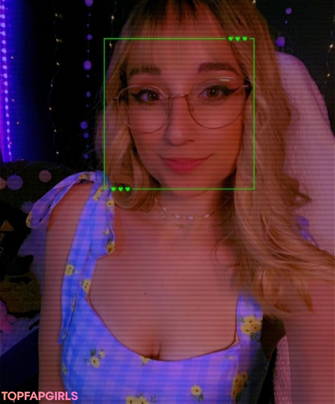 Maya ASMR star sexy images