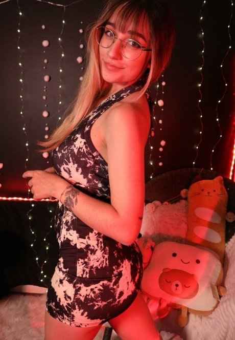 Maya ASMR adult star photos