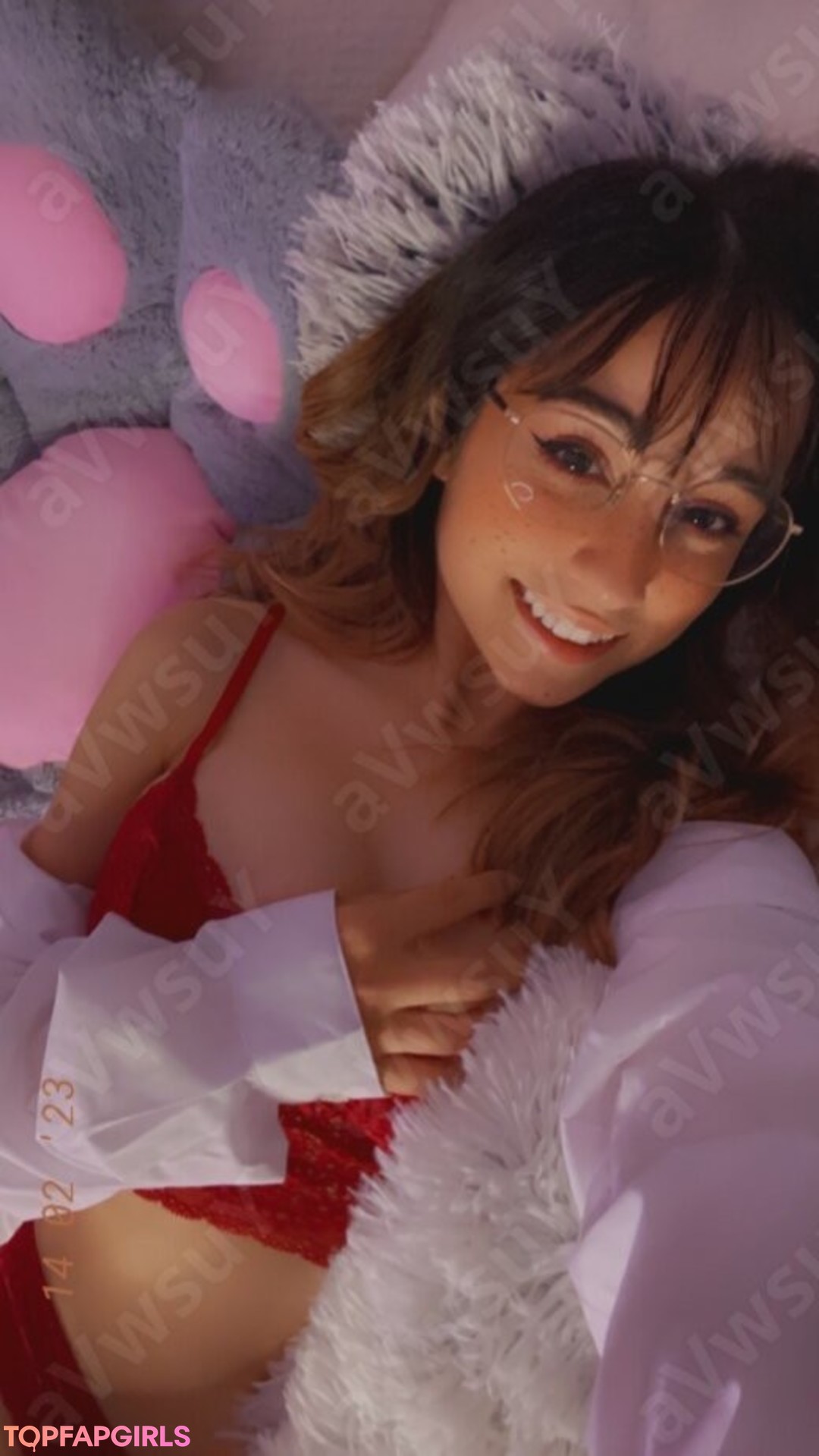 Maya ASMR star sexy img