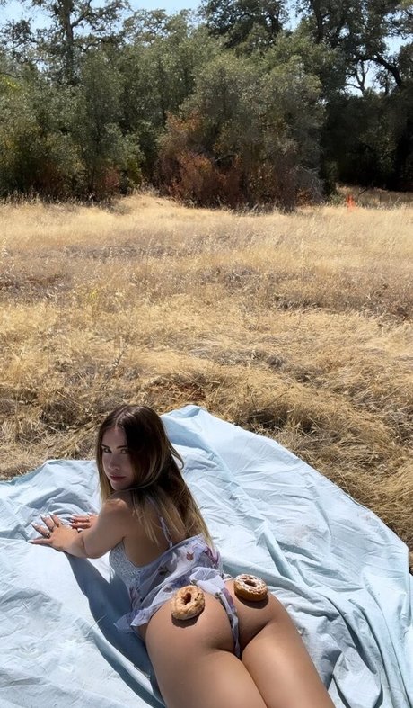 Lily Hale hd actress galleries