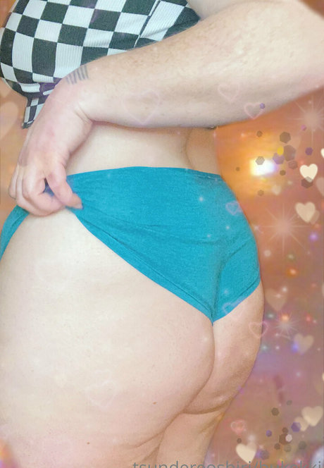 bukekki erotic model archive