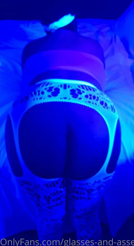 naked milf onlyfans nudes pictures