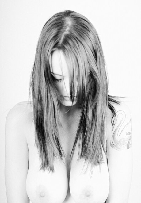 Henna Nueller star hd gallery