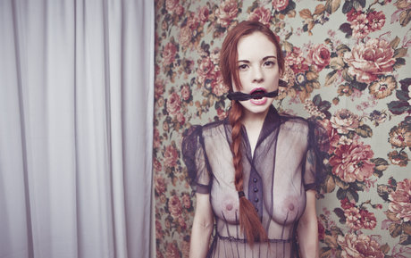 Henna Nueller star adult picture