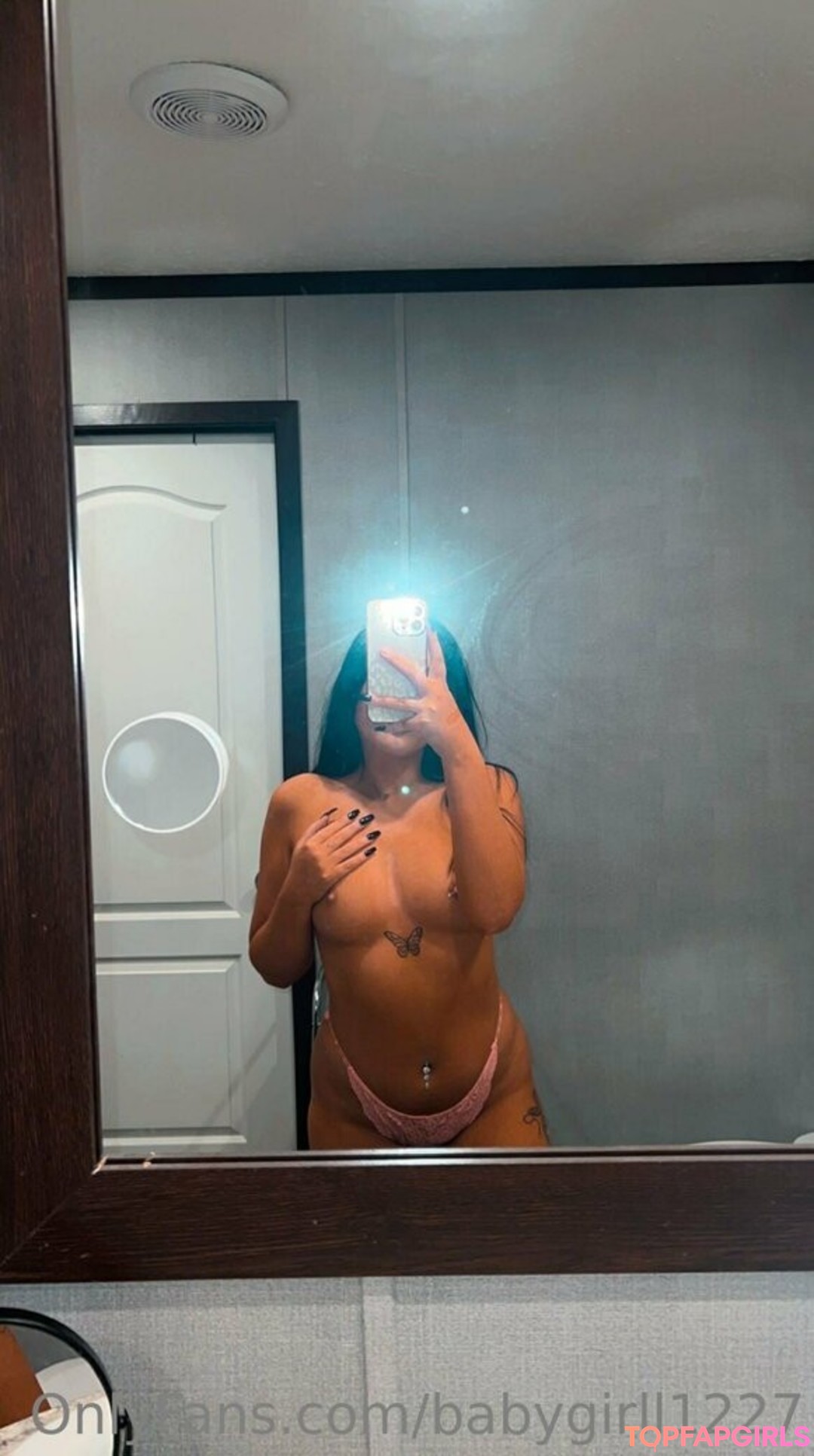 skinny ebony teen onlyfans nudes picture