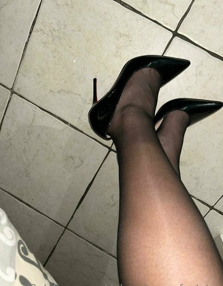 deborah ass feetstar erotic pornstar photos