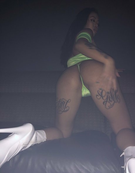 curvy nude onlyfans hot nude gallery