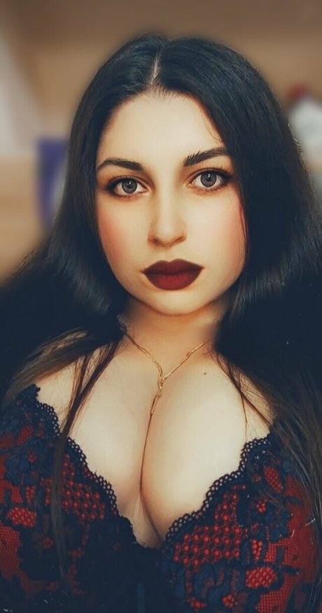 adelinaroccos pretty pornstar photo