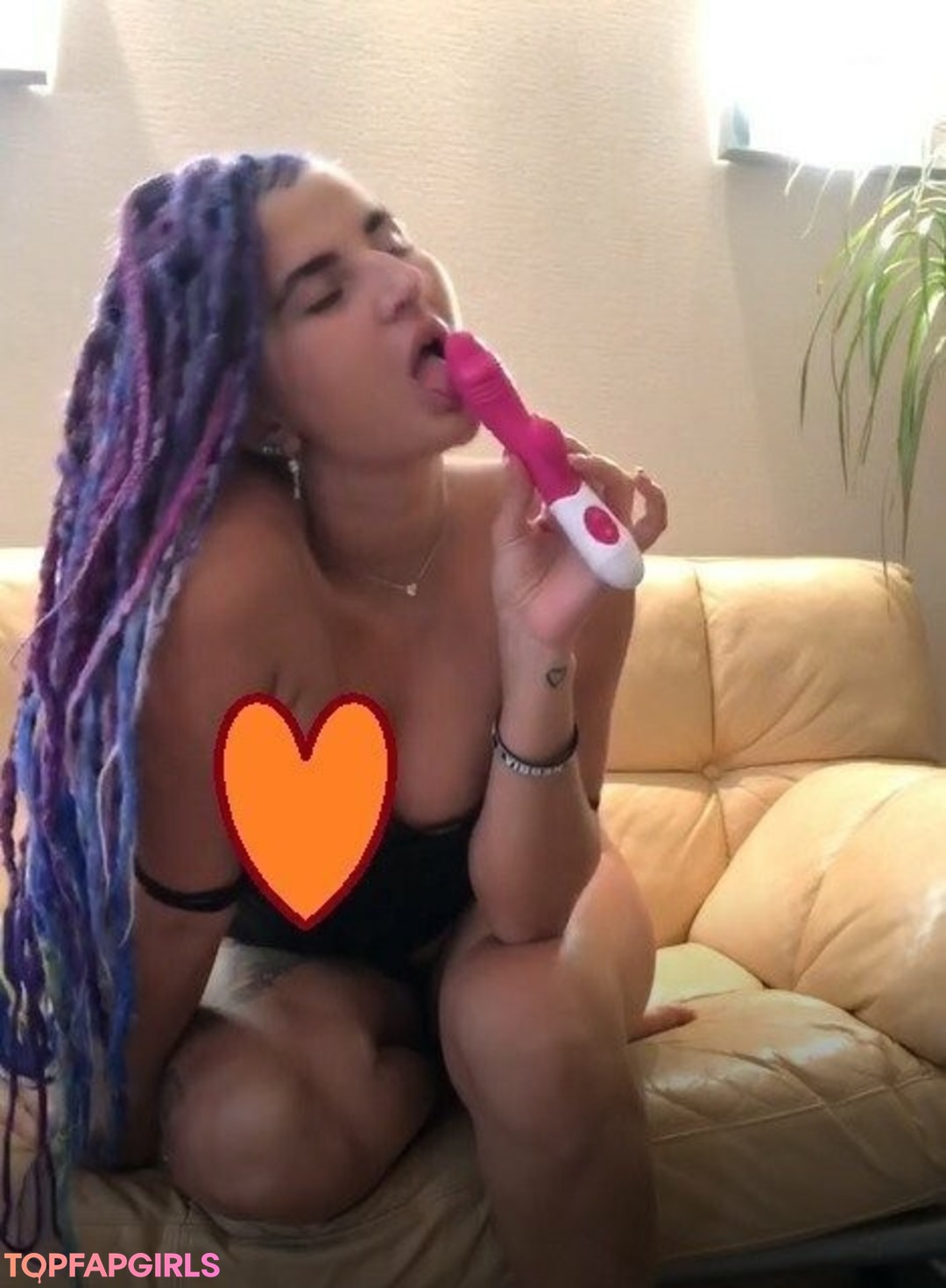 marinamagic top profile image