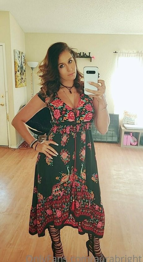 aurabright model pretty galleries