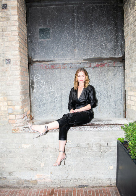 Julia Stiles top model galleries