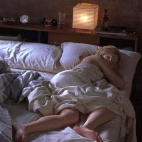 Julia Stiles nudes actress photos