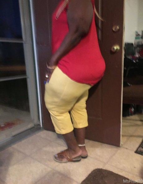 gloryhole wife onlyfans free sexy picture