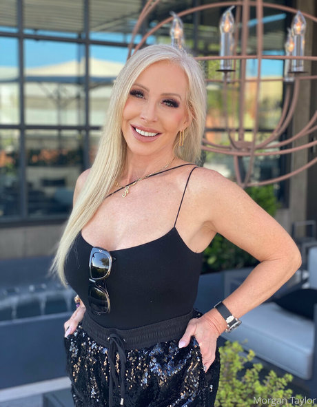 azmorganxoxo top model photos