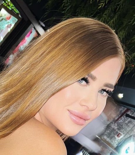 nude girls onlyfans art porn archive