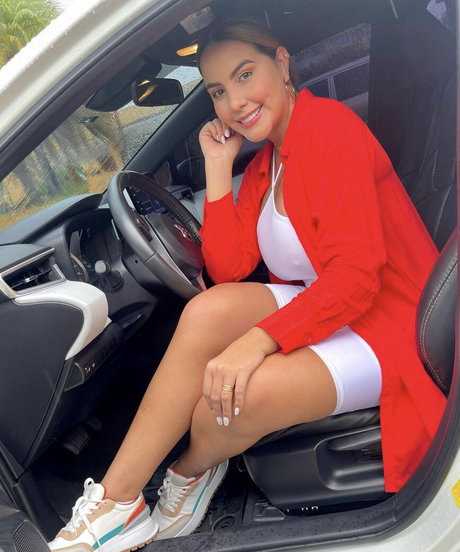 Dakenza Gonzalez erotic model galleries