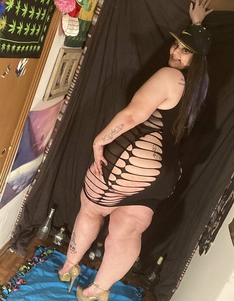 voluptuous cooper pornstar sex gallery