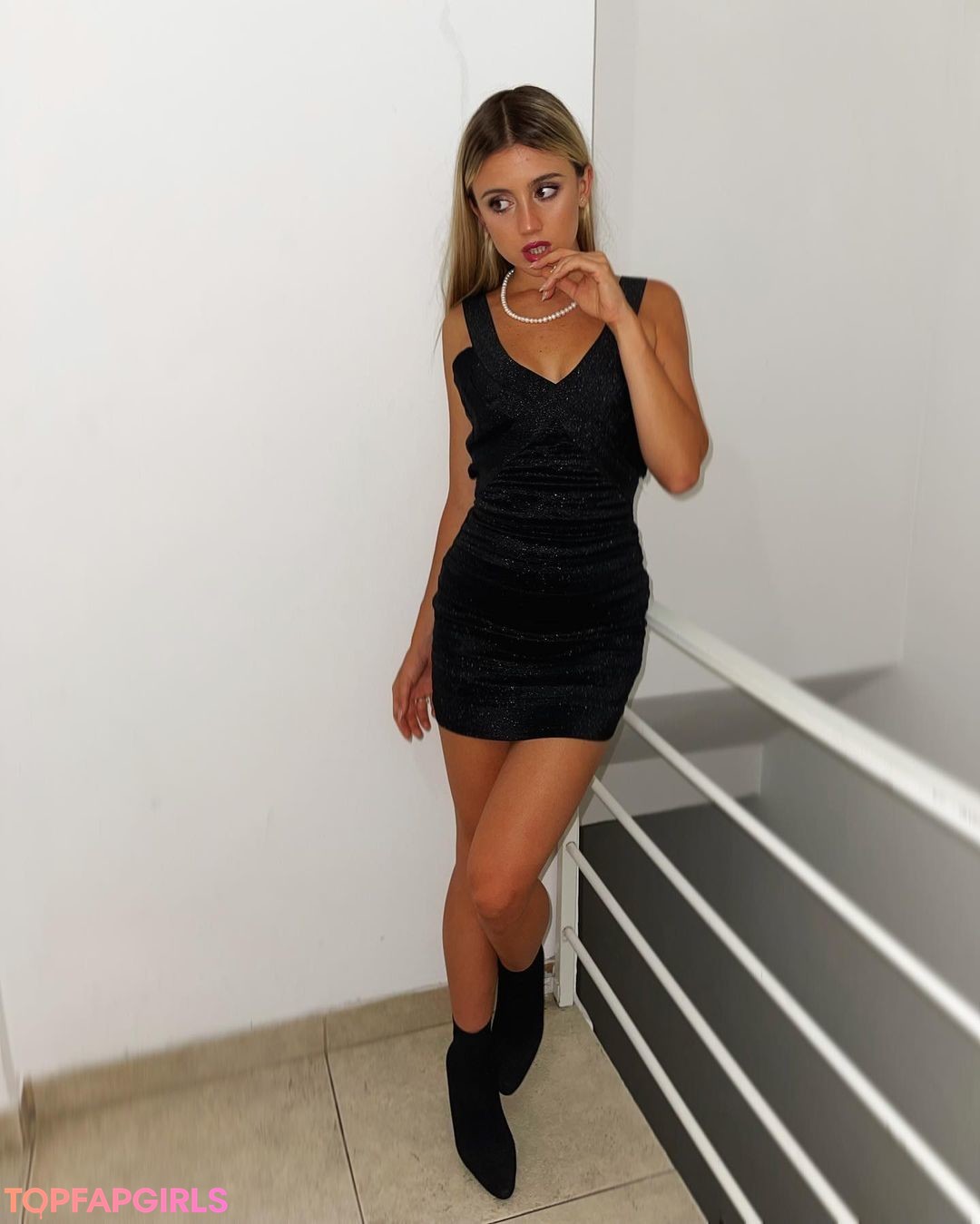Morena Beltran pornstar sex pictures