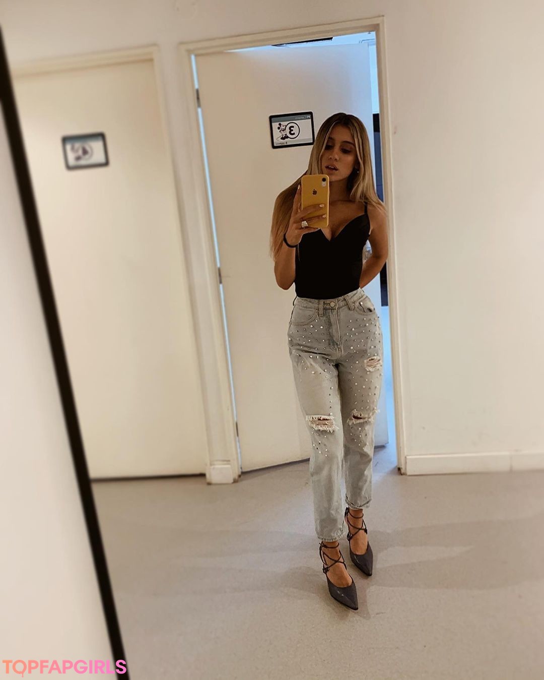 flat chested onlyfans beautiful porn pics
