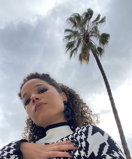 light onlyfans exclusive photo