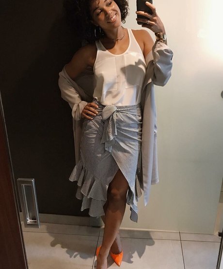 petite skinny onlyfans beautiful image