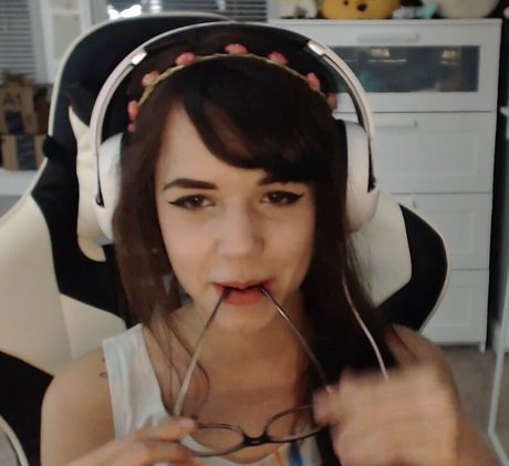 Deernadia high quality actress image