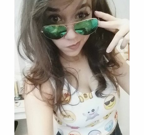 Deernadia pornstar erotic picture