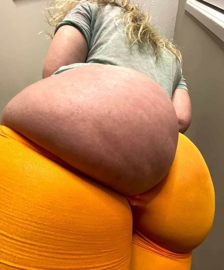 beabaad model sexy gallery