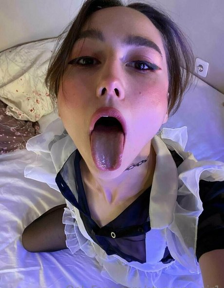 Emilia Smile perfect pornstar images