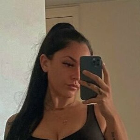 Camille Walker sexy star images