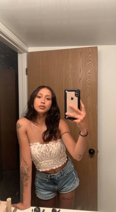 fat shemale onlyfans xxx pic