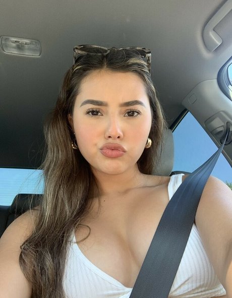 blonde natural onlyfans exclusive gallery