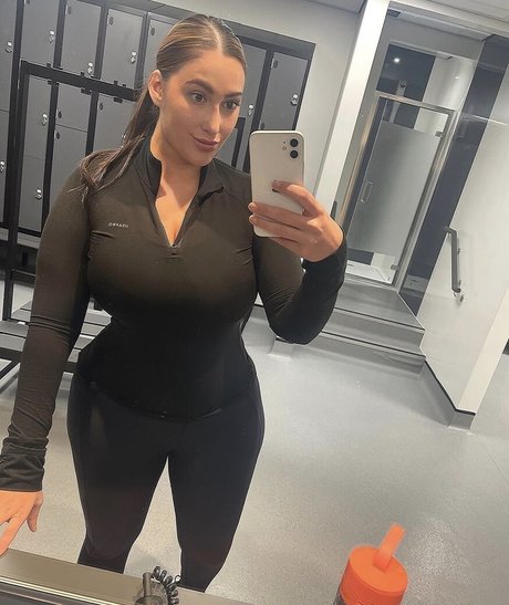 Kirstie V nice actress galleries