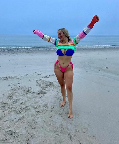 Angelina C nice star pic