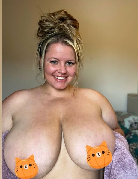 bouncy rosie sex star image