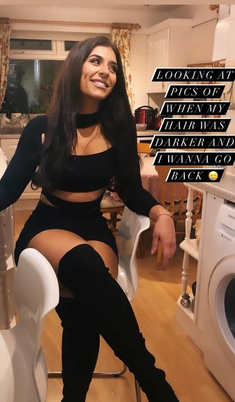 carolinehobday pornstar exclusive photos