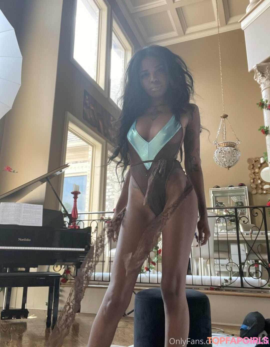 niiathefreak high quality pornstar image