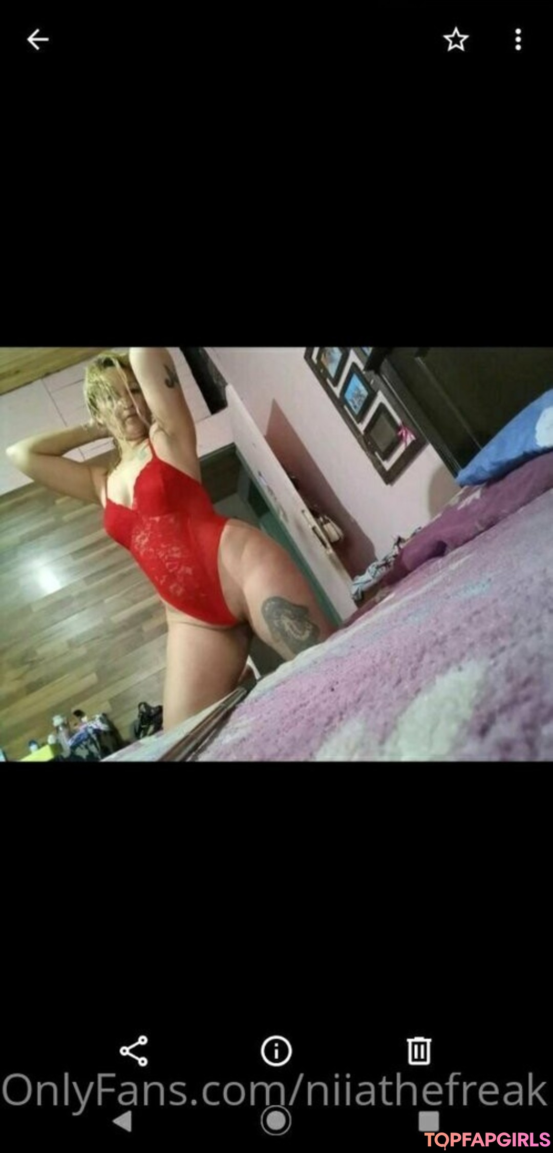 niiathefreak nice model pic
