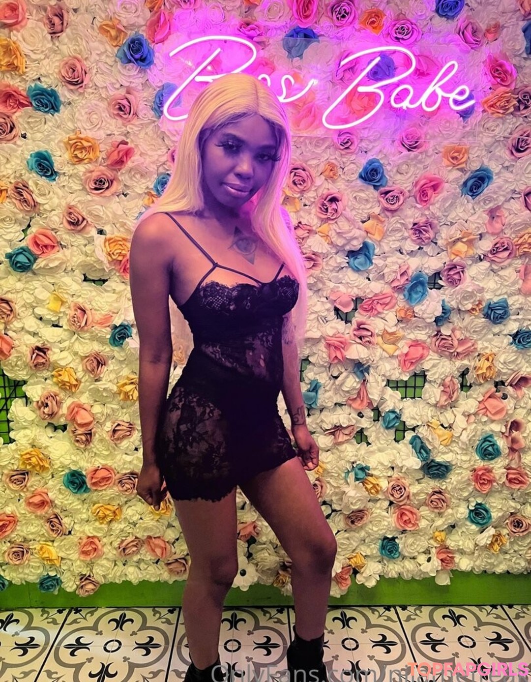 niiathefreak star image